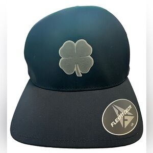 Navy NWT. Black Clover hat